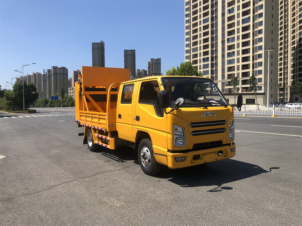 江鈴雙排3360軸距全柴 內飾圖