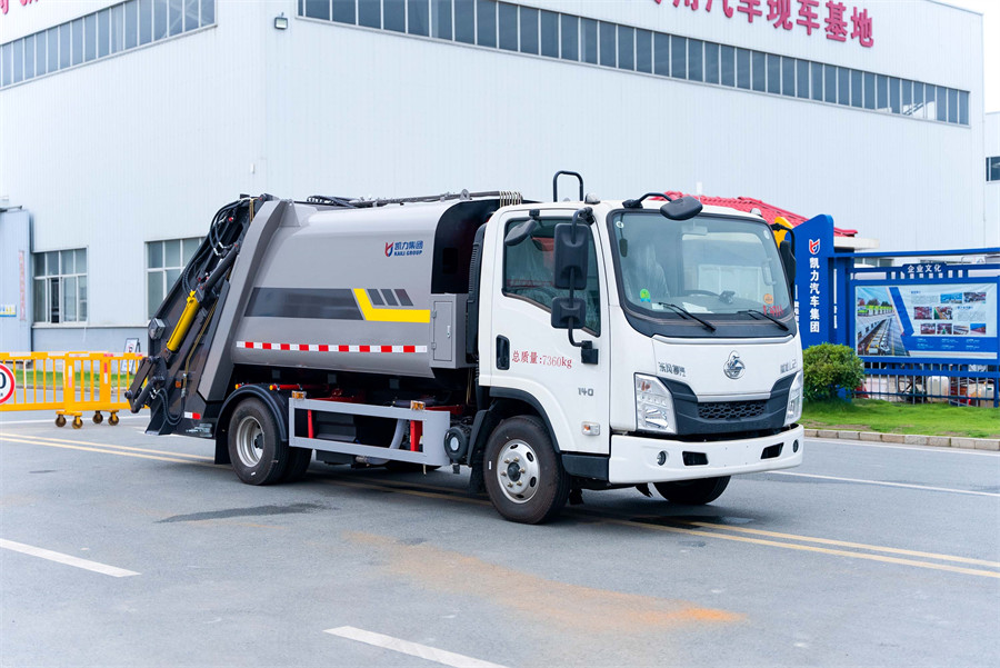 7方柳汽壓縮垃圾車(chē) 凱力新款做工