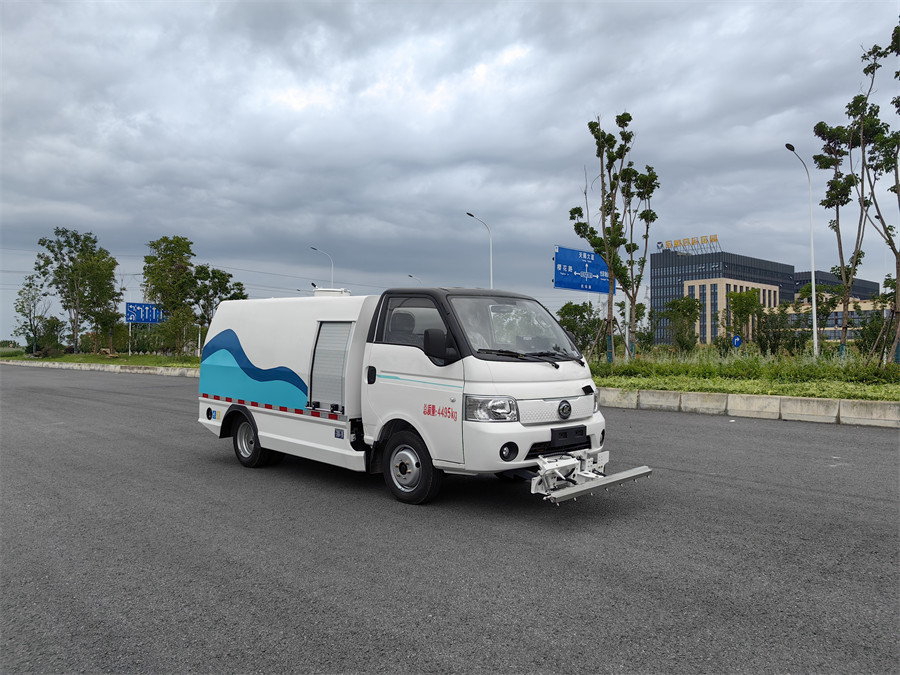 1.5方4.5噸 新能源純電動道路養護車  壹為